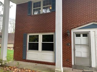 107 Country Club Ln APT 1, Kittanning, PA 16201
