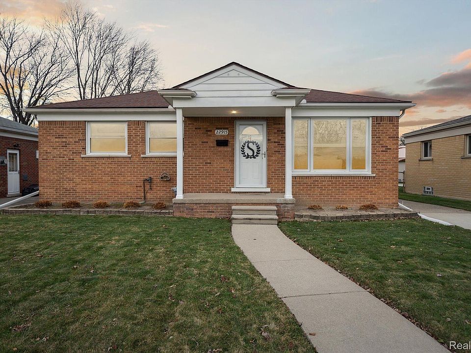 1st image of 22915 Lincoln St