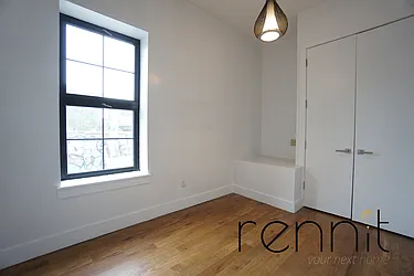 Rented by Rennit Inc.