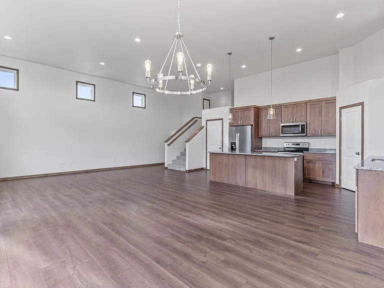 2714 10th St W — Photo 10