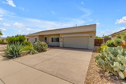 3rd image of 6821 E Palm Ln