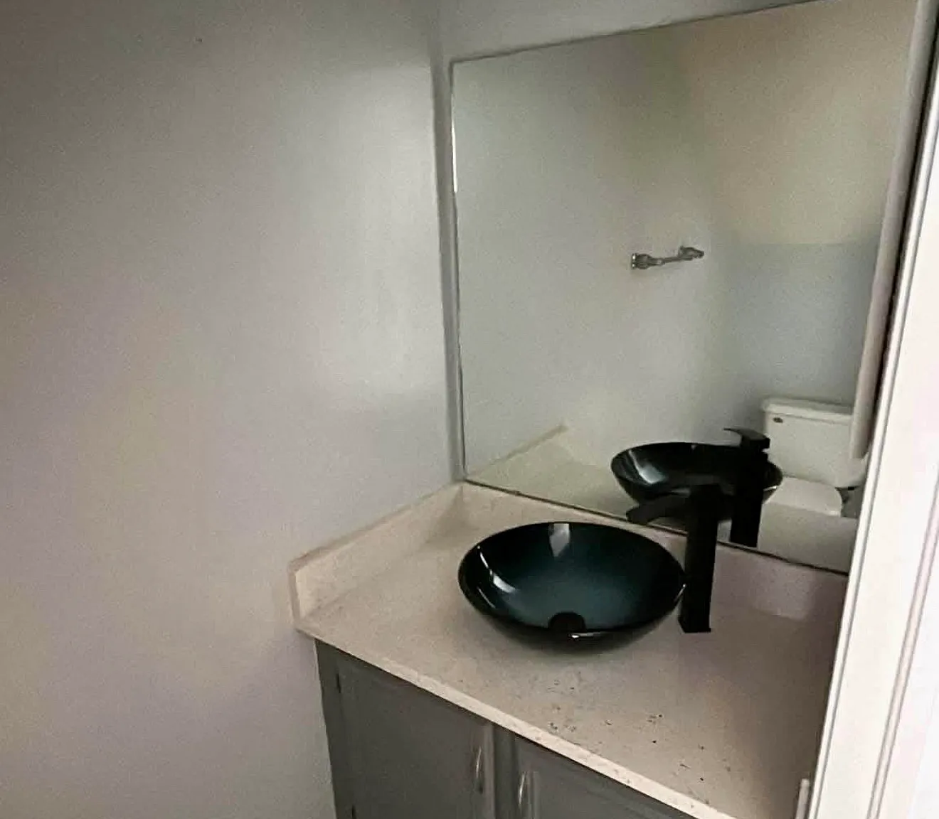 3 bed, 2.5 bath, 1446 sqft, $1,749 — Photo 3