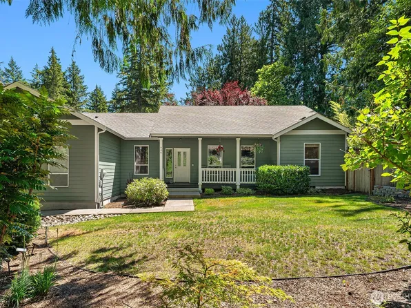940 E Lakeshore Drive, Allyn, WA 98524