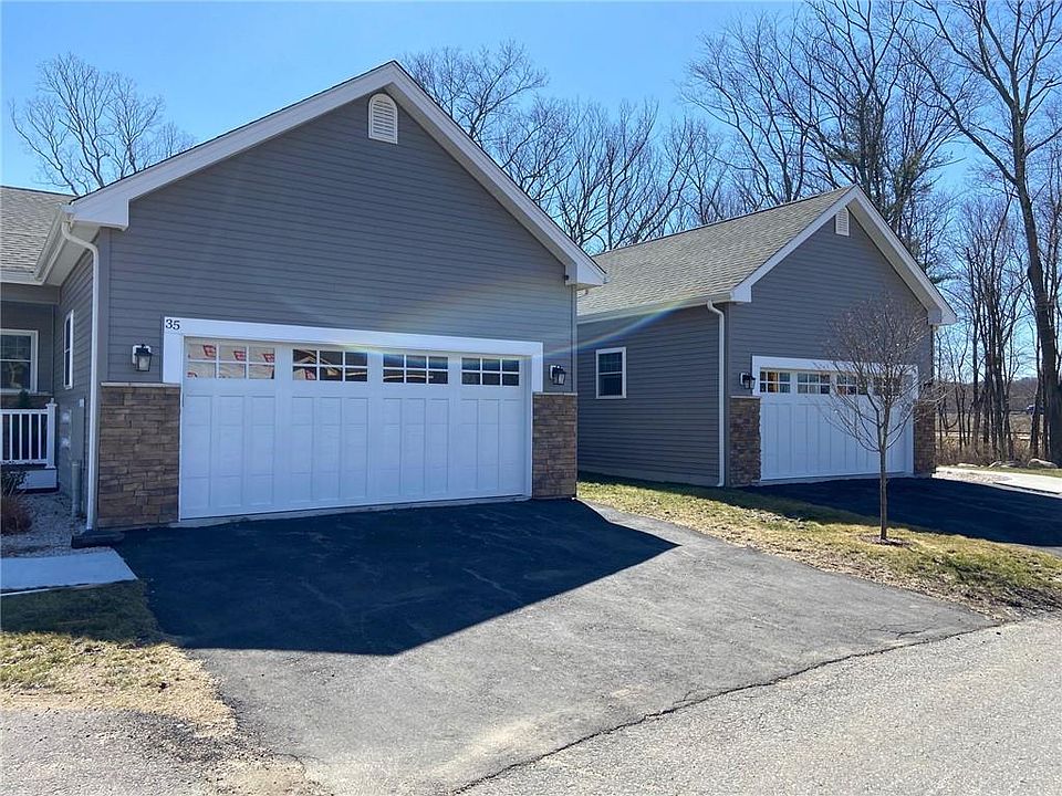 2nd image of 37 Sydney Rose Ct