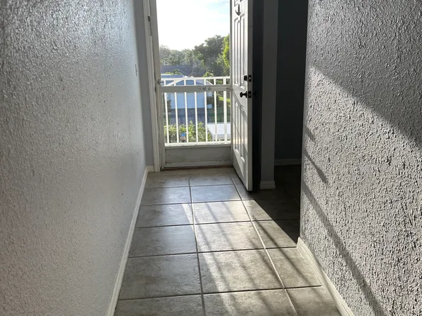 9600 Victoria Ln #C-305, Naples, FL 34109