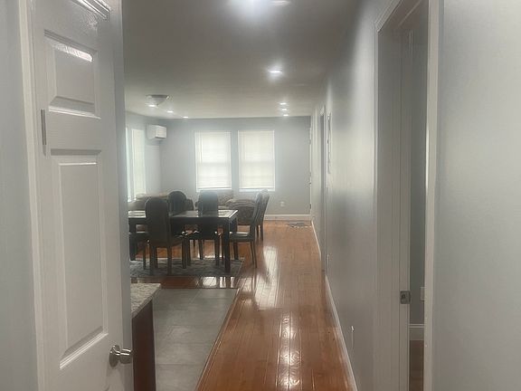 5th image of 42 Ledge St #1