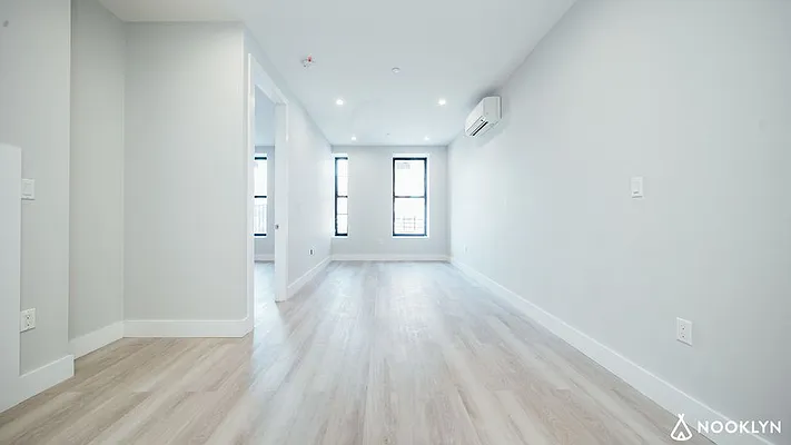 Rented by Nooklyn NYC LLC | media 35