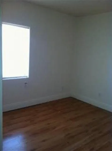 3 bed, 1436 sqft, $1,950 — Photo 4