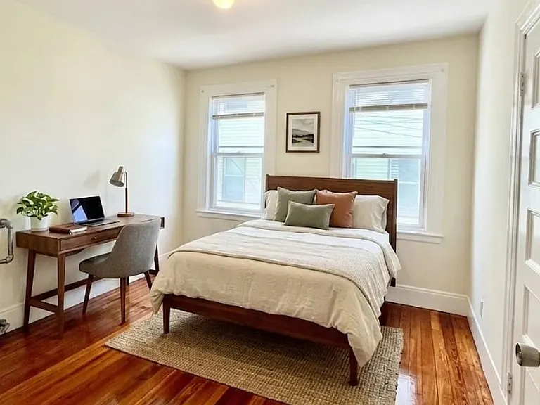300 Summit Ave — Photo 13