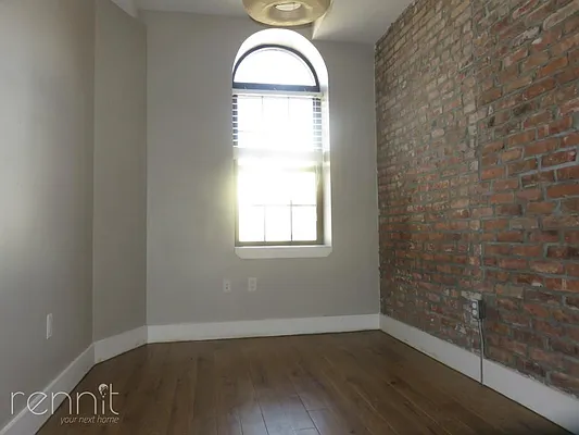 Rented by Rennit Inc. | media 44