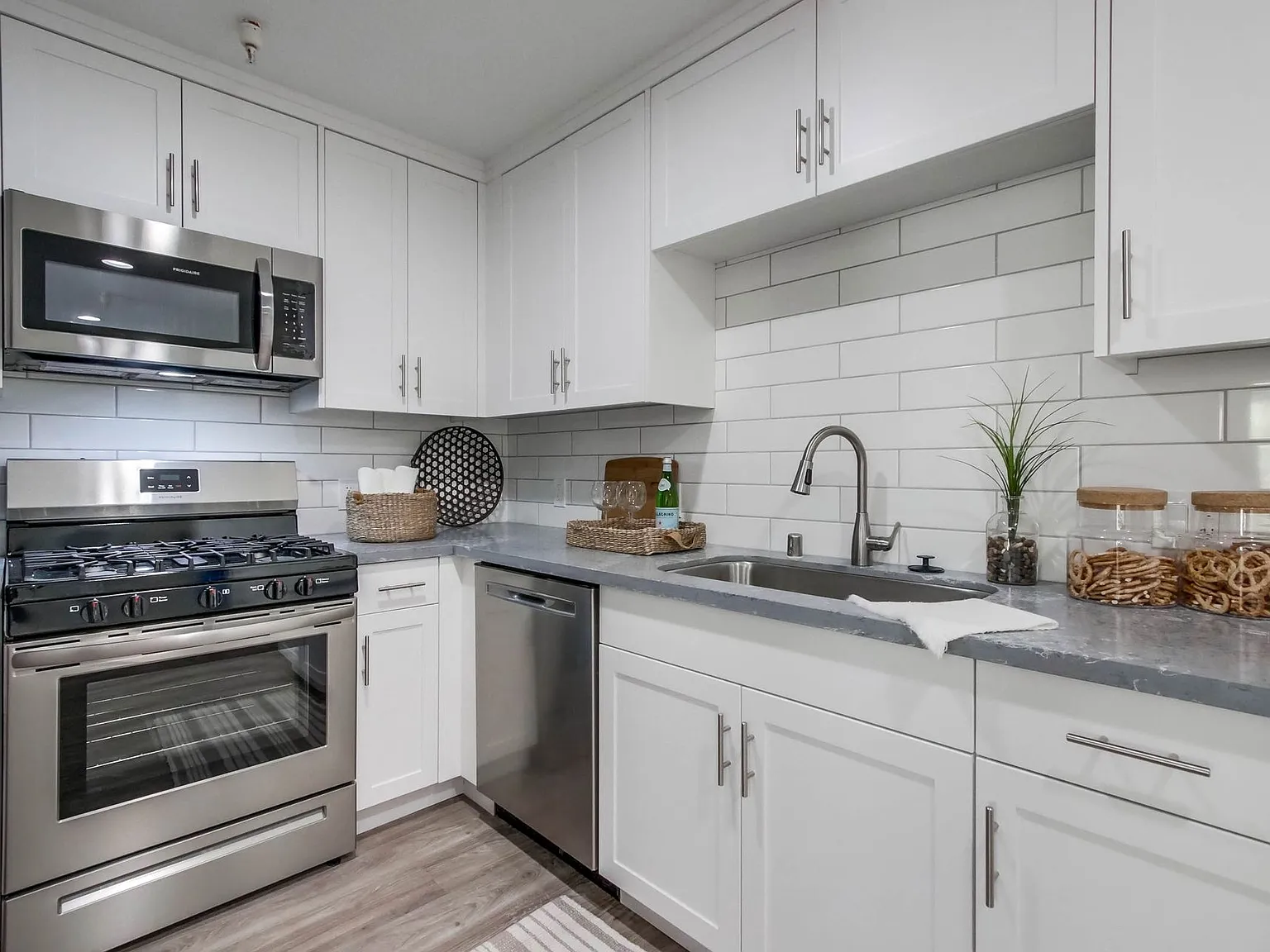 Eugene Eddy | Newly Renovated Apartment Homes — Photo 2
