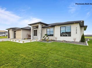 12407 Furlong Ln, Kennewick, WA