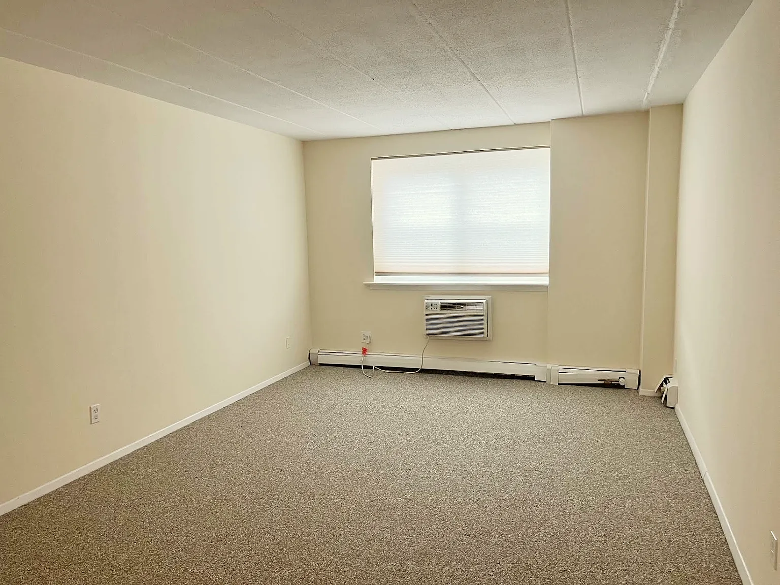 Studio, 508 sqft, $1,800 — Photo 3