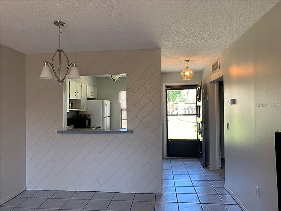 5th image of 13936 Mission Oaks Blvd #H