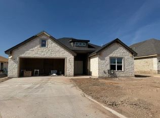 3013 Cedarhill Dr, San Angelo, TX 76904