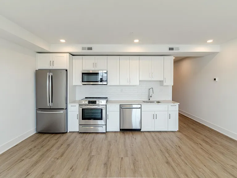 1201 W Girard Ave — Photo 98