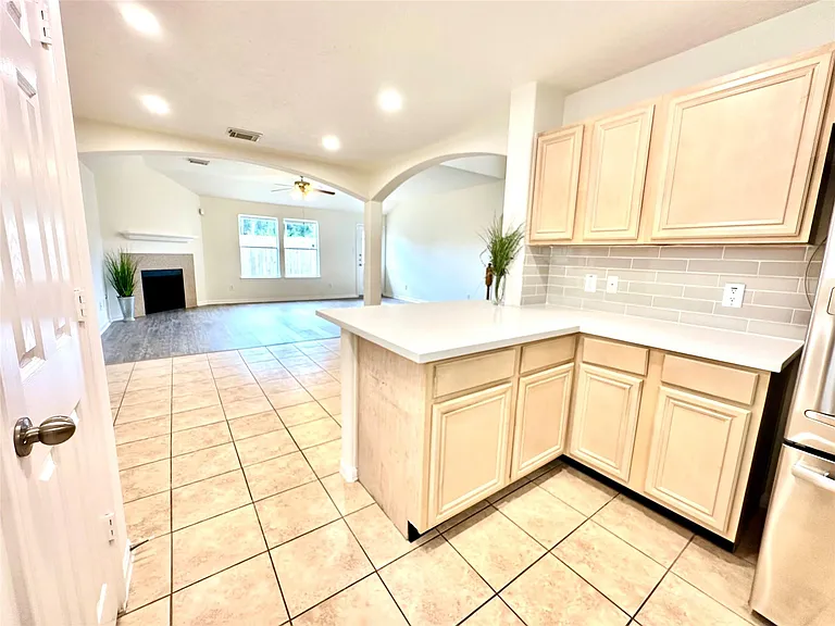 25311 Clover Ranch Dr — Photo 11