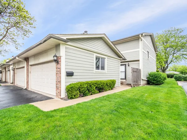 405 Mallard Dr, Deerfield, IL 60015