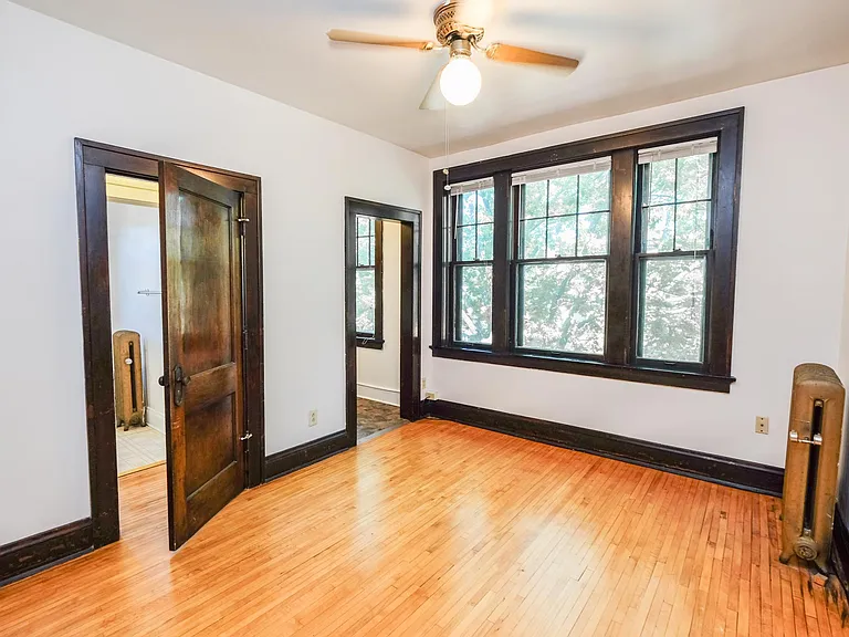 Dayton Apartments — Photo 17