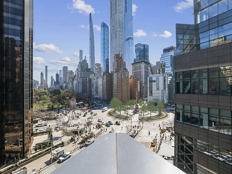 1 W 60th St #8D — Photo 1