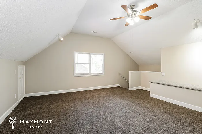 2323 Casaba Dr — Photo 13