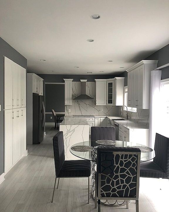 1st image of 12108 Stretford Forest Ct