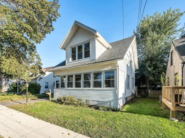65 Avondale Ave, West Springfield, MA 01089