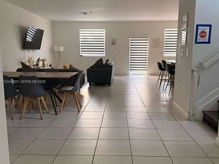13623 SW 184th Ter — Photo 9