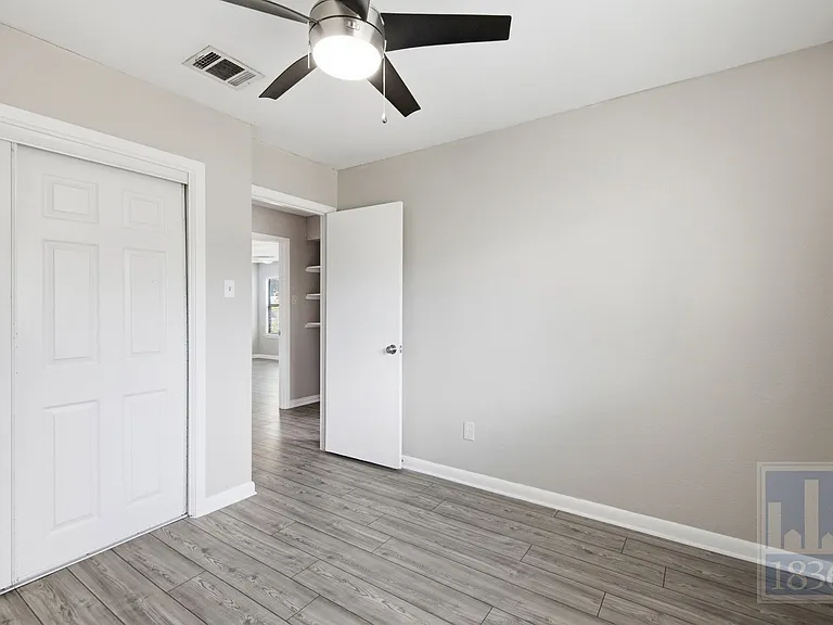 401 Oakridge Pass — Photo 12