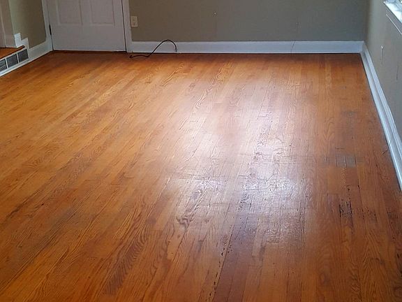 3rd image of 500 E Nelson Ave