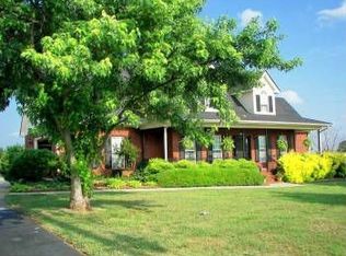 648 Leguin Mill Rd, Locust Grove, GA 30248