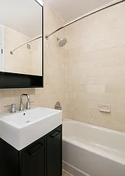 Rented by Pinnacle City Living