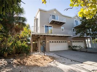 6618 Gulf Dr, Holmes Beach, FL 34217