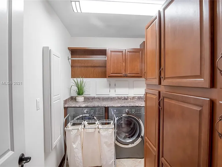 11798 SW 51st Ct — Photo 35