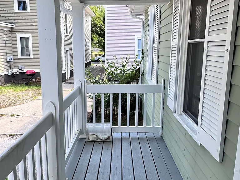 410 Floyd St #3 — Photo 2