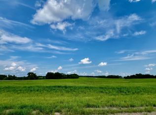 5 River View Trl, Pelican Rapids, MN 56572