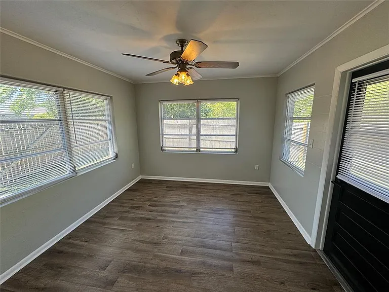460 Mount Vernon Ct — Photo 7