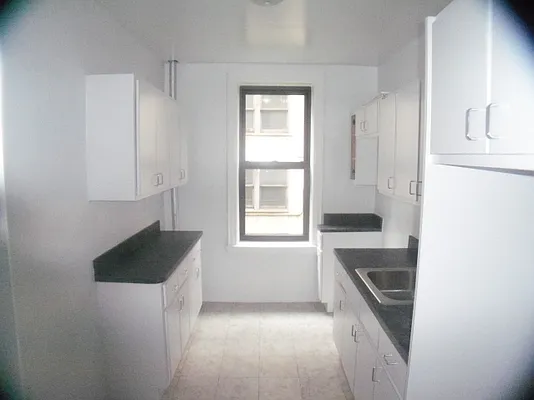 Rented by Realty on the Greene | media 17