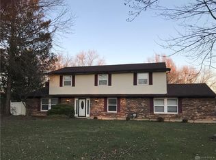 8984 Deep Forest Ln, Dayton, OH 45458