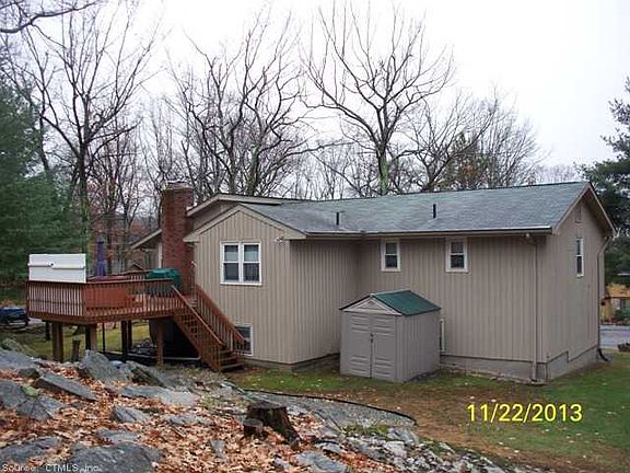 4th image of 10 Briarwood Ln