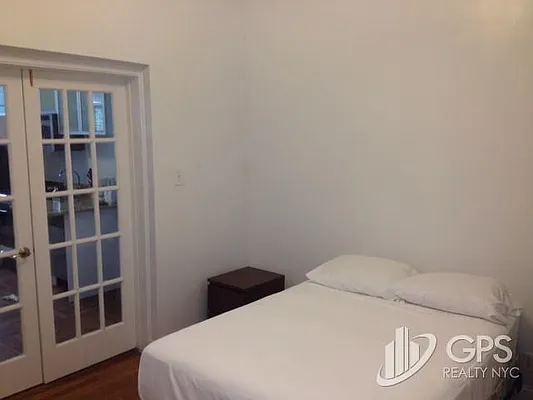 Rented by GPS Realty NYC | media 32