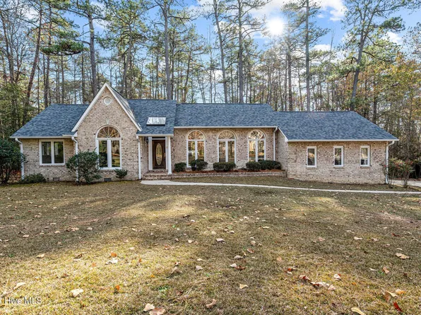 85 Kingswood Circle, Pinehurst, NC 28374