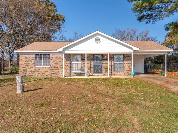 220 W Alpine St, Jonesboro, AR 72401