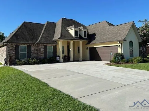 419 Crossing North St, Thibodaux, LA 70301