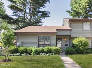 102 Berkshire Ct, Red Bank, NJ 07701