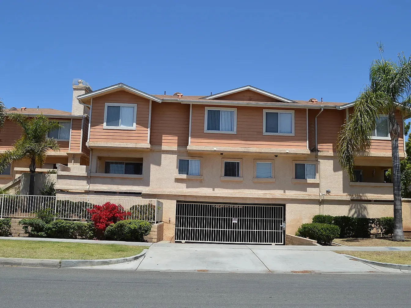 D St, Chula Vista — Photo 3