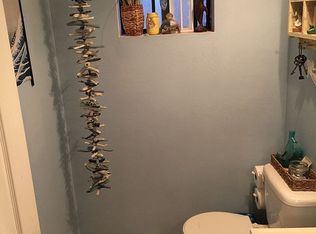 23913 Goetz Dr, Canyon Lake, CA 92587