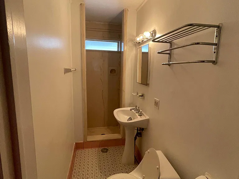 6448 Canal Blvd — Photo 9