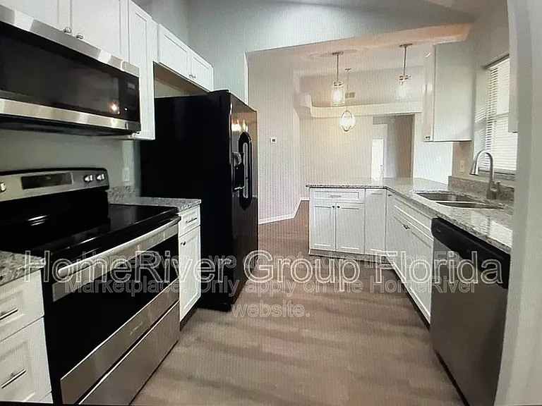 207 Margarita Rd — Photo 9