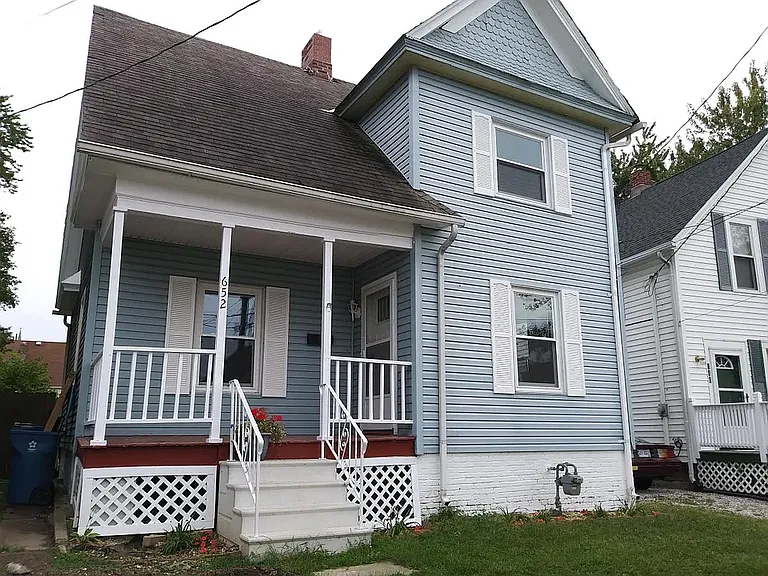 652 Lakeside Ave — Photo 1